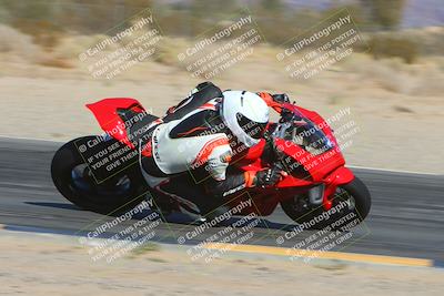 media/Jan-13-2025-Ducati Revs (Mon) [[8d64cb47d9]]/3-B Group/Session 3 (Turn 7 Inside)/